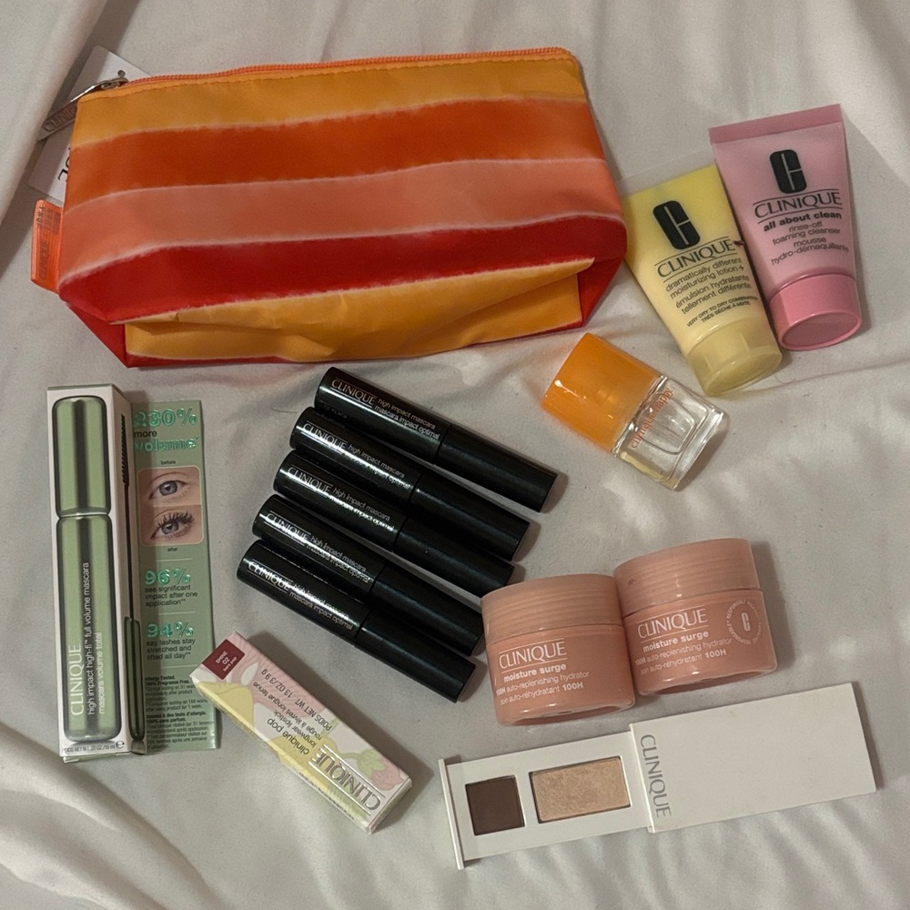 Clinique makeup and skincare bundle